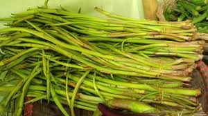 কচুর লতি আধা কেজি